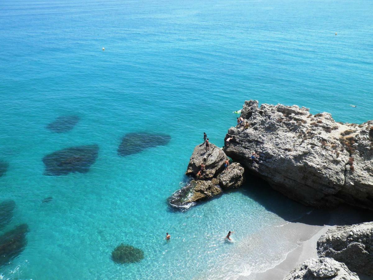 Rico Apartaments Parador Nerja Εξωτερικό φωτογραφία